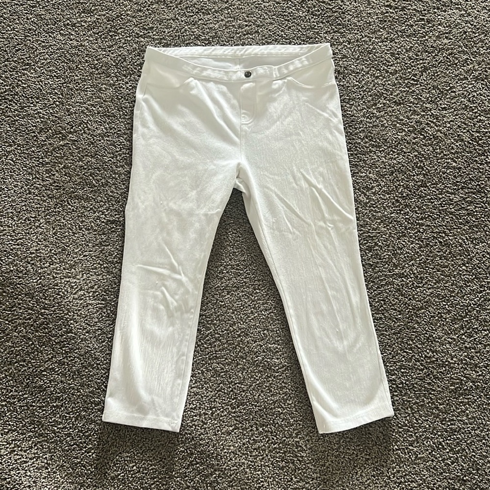 SimplyVera Vera Wang Pants, was used twice